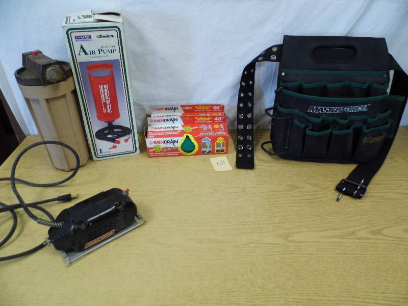 lot 121 image: Toolbelt - Rain Drain - Sander - Air Pump