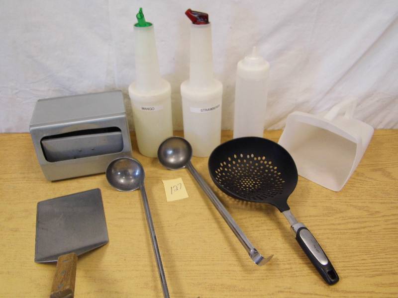lot 127 image: Kitchen Utensils