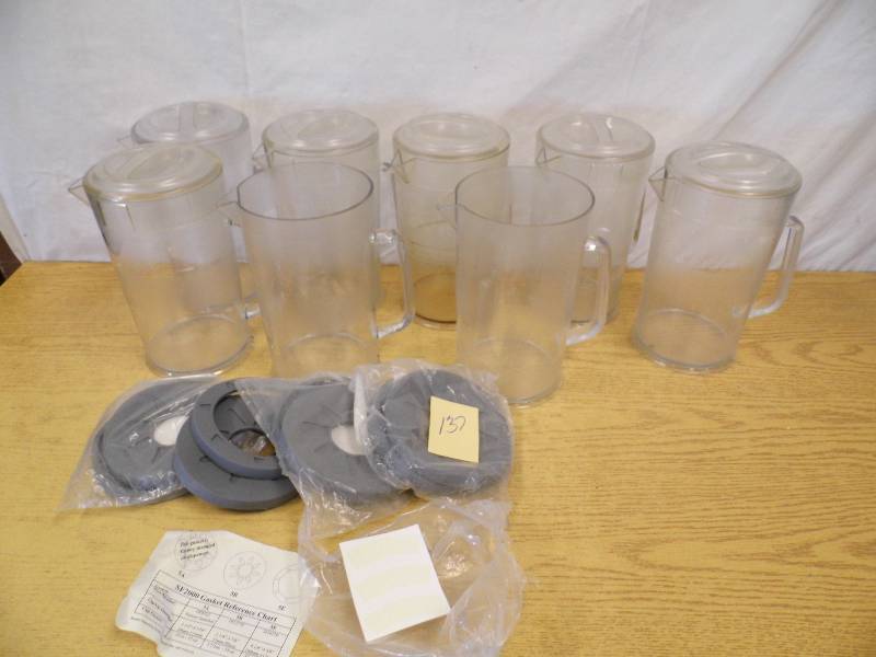 lot 137 image: Pitchers
