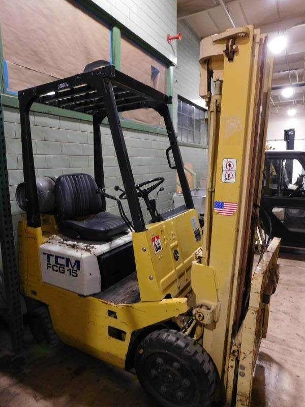 3000lb TCM FCG15 Forklift