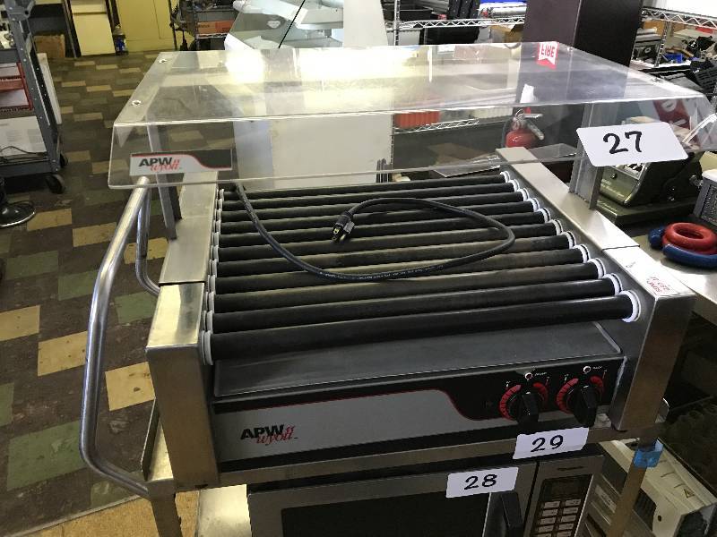 lot 27 image: COMMERCIAL HOT DOG WARMER ROLLER