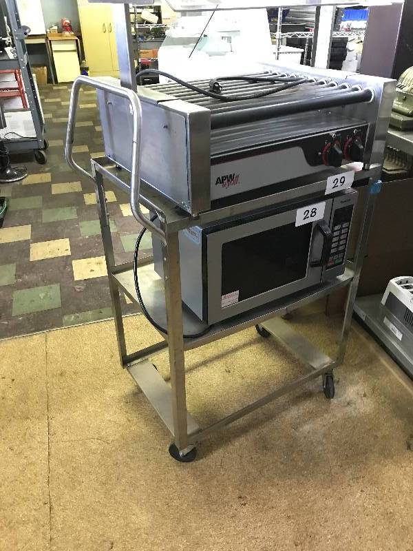 lot 29 image: STAINLESS STEEL CART