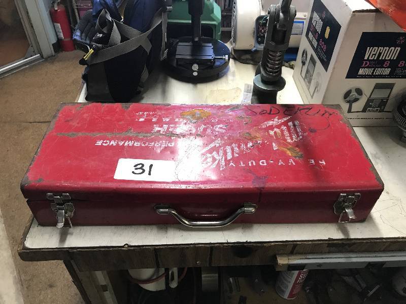 lot 31 image: MILWAUKEE SAWZALL