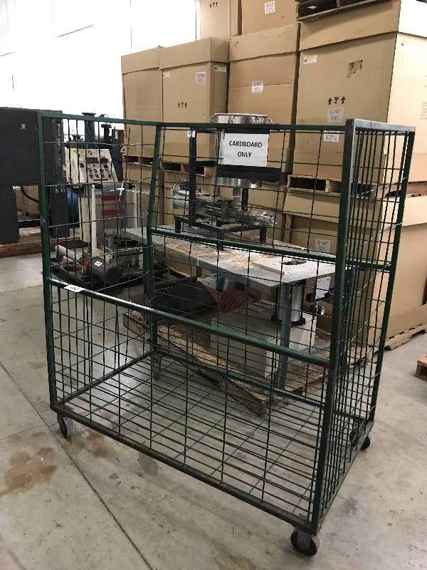 lot 40 image: WIRE WAREHOUSE CART