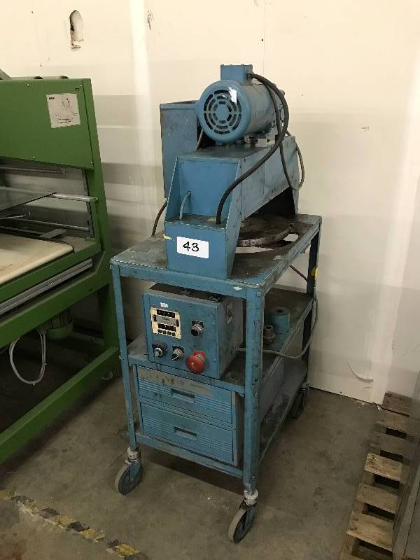 lot 43 image: PRESS STATION
