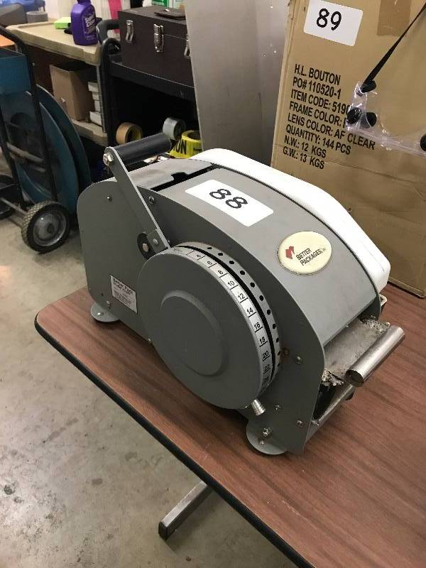 lot 88 image: PACKAGING TAPE DISPENSER