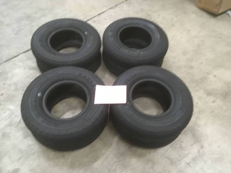 lot 115 image: Lot of 4 Kenda Hole-N-One 18x8.5-8 not used