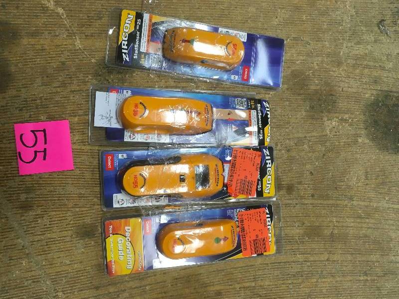 lot 55 image: Lot of 4 assorted Stud Sensors