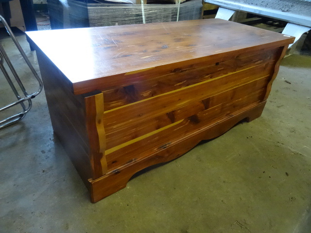 Real all ceadar chest. 45 x 20 x 19...