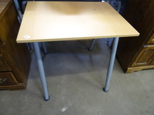 Metal framed table. 31 x 24 x 28. B...