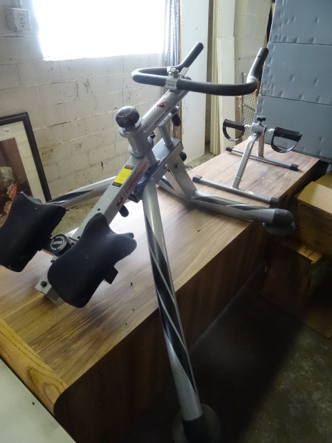 Love handler exercise machine. Body...