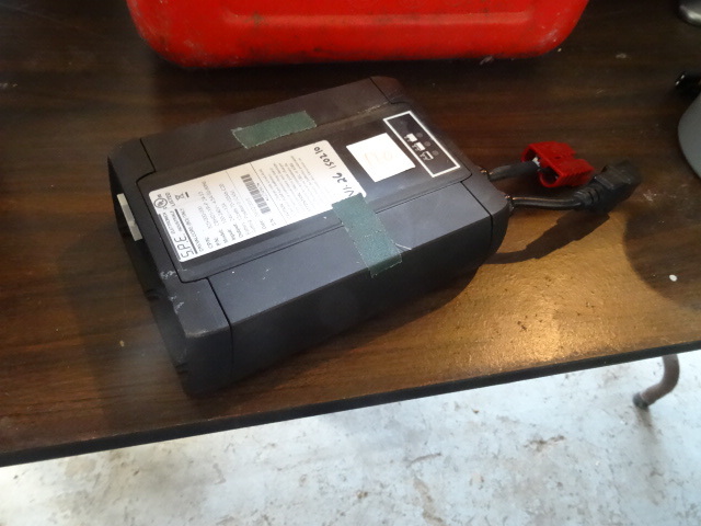 Inverter. 100-240 in. out 24vdc...