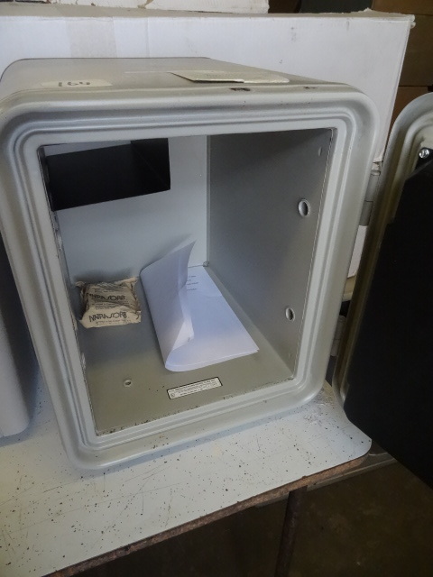 Sentry combo safe. 1250. With combo...