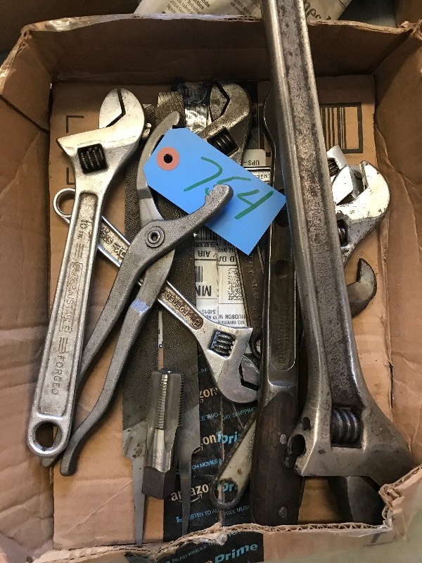 lot 754 image: LOT OF MISC. CRESCENT WRENCHES