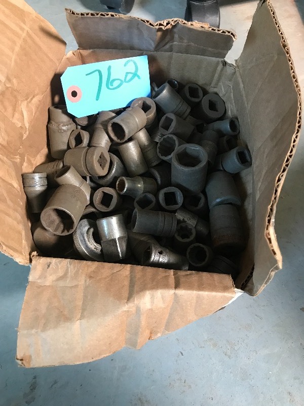 lot 762 image: BOX OF ASSORTED SOCKETS