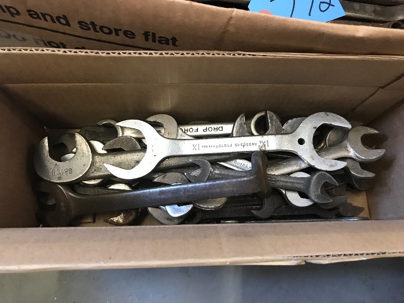 lot 771 image: BOX OF MISC. SPECIALTY WRENCHES
