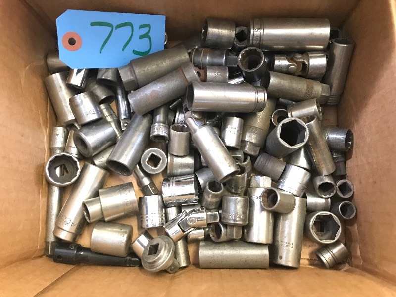 lot 773 image: MISC. LOT OF SOCKETS