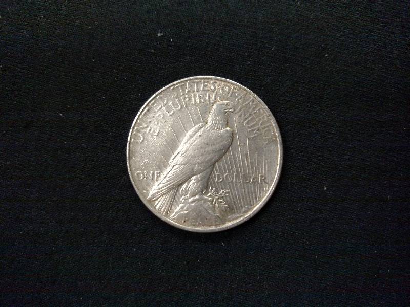 1922 D Peace Silver Dollar...