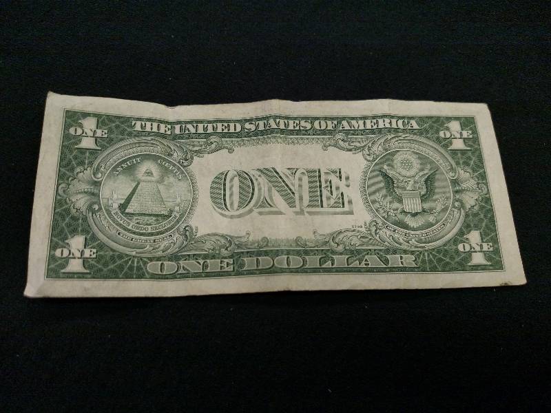 1935 F One Dollar Silver Certificat...