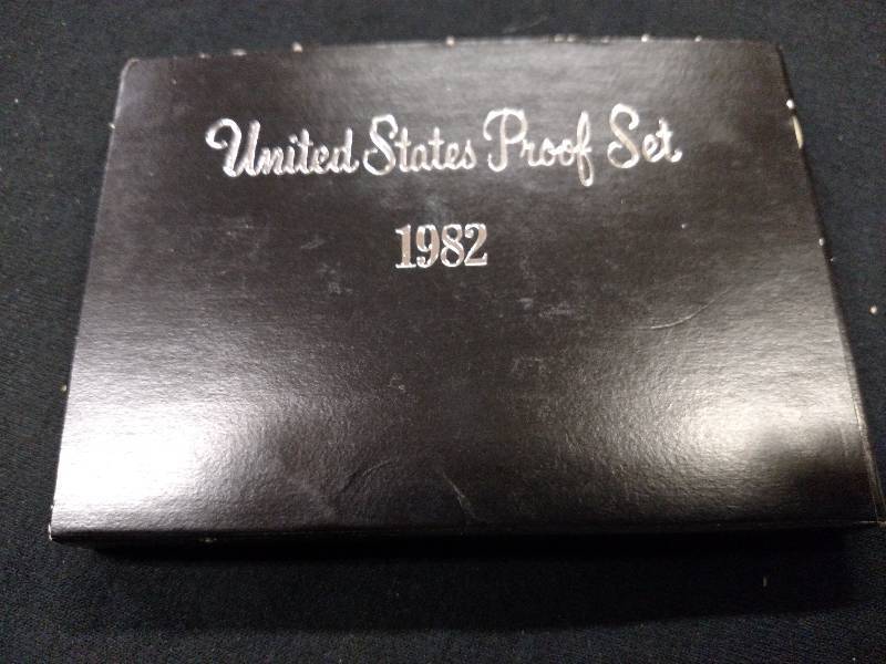 1982 U.S. Proof Coin Set...
