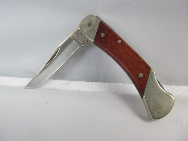 lot 91 image: NICE Vintage Schrade Uncle Henry LB3 Pocket Knife