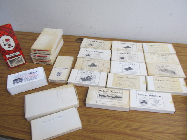 lot 115 image: Lot of Mostly NIB Vintage Scale Model Miniatures - Trains etc