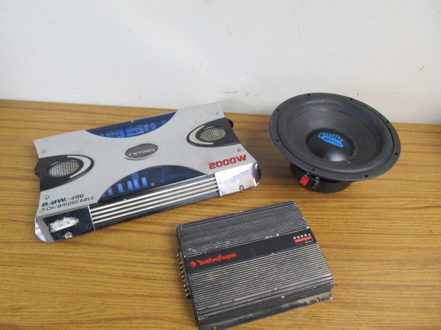 lot 134 image: Lot of Car Audio Items