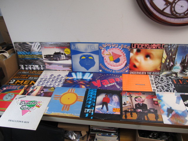 lot 136 image: Lot of Vintage Vinyl Records