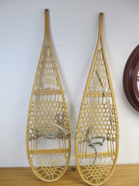 lot 143 image: Large Pair of Vintage Snowshoes 