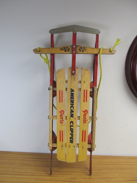lot 144 image: Vintage AMERICAN CLIPPER Sled