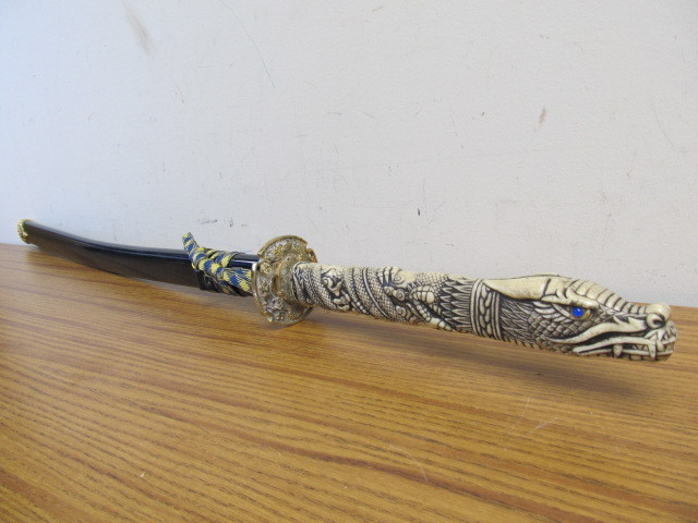 lot 148 image: Chinese Dragon Handled Sword