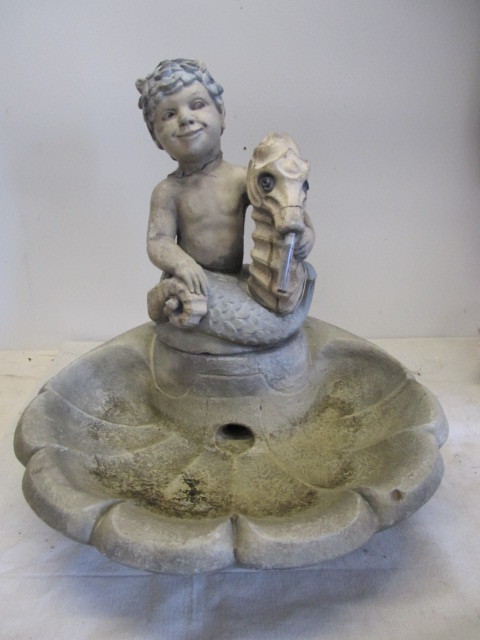 lot 154 image: Cement Garden Decor Fountain