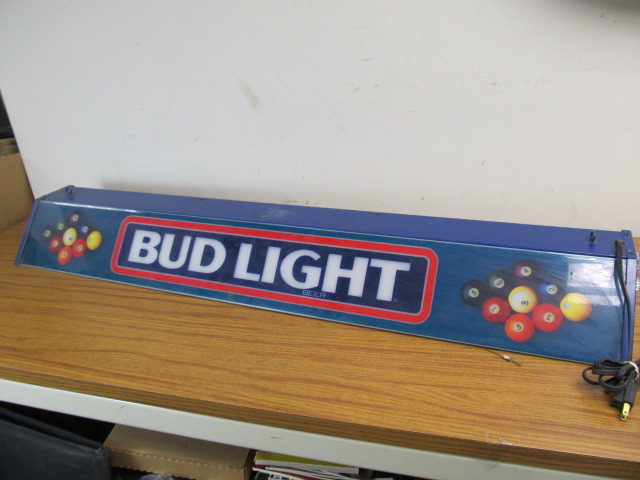 lot 4 image: Bud Light Pool Table Hanging Light