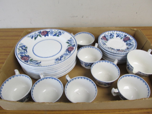 lot 173 image: Lot of Vintage WEDGWOOD China