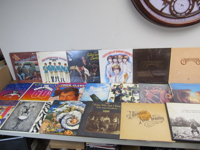 lot 174 image: Lot of Vintage Vinyl Records - Mostly Rock & Roll