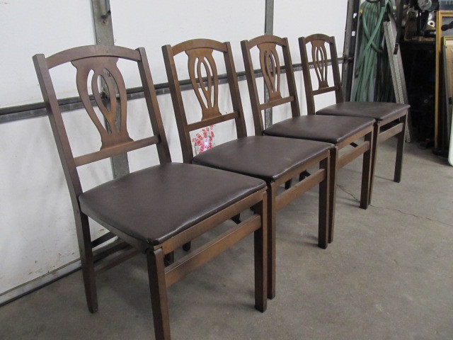lot 180 image: Set of 4 Vintage STAKMORE Collapsible Chairs