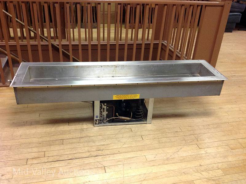 Refrigerated Salad Bar