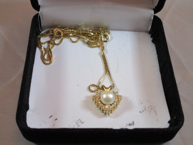 Gorgeous Pearl & Diamond Necklace 14kt 5.1 Grams