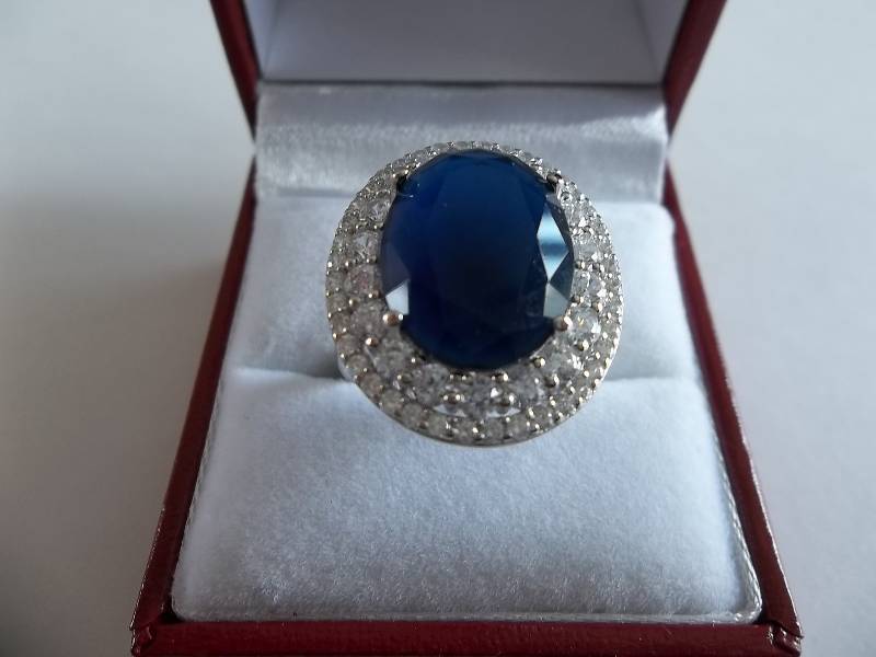 8.12ct Sapphire Estate Ring