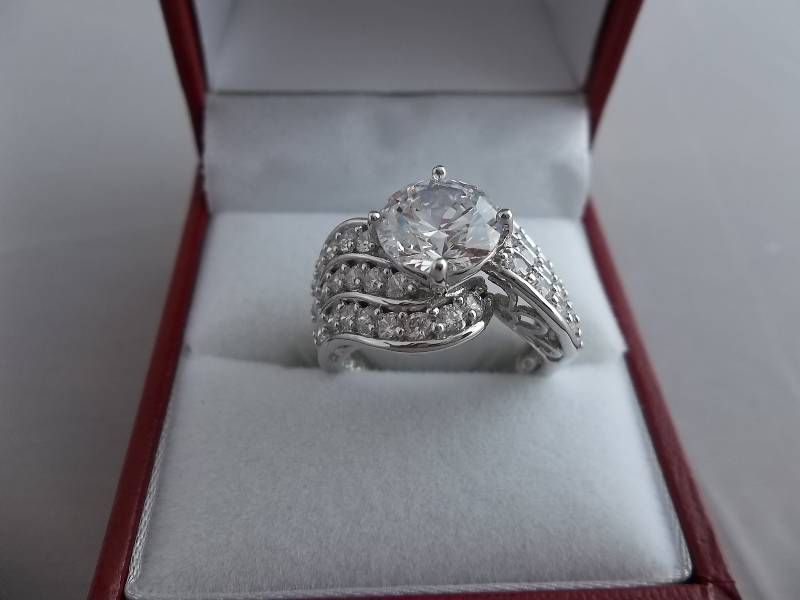 3.69ct White Sapphire Estate Ring