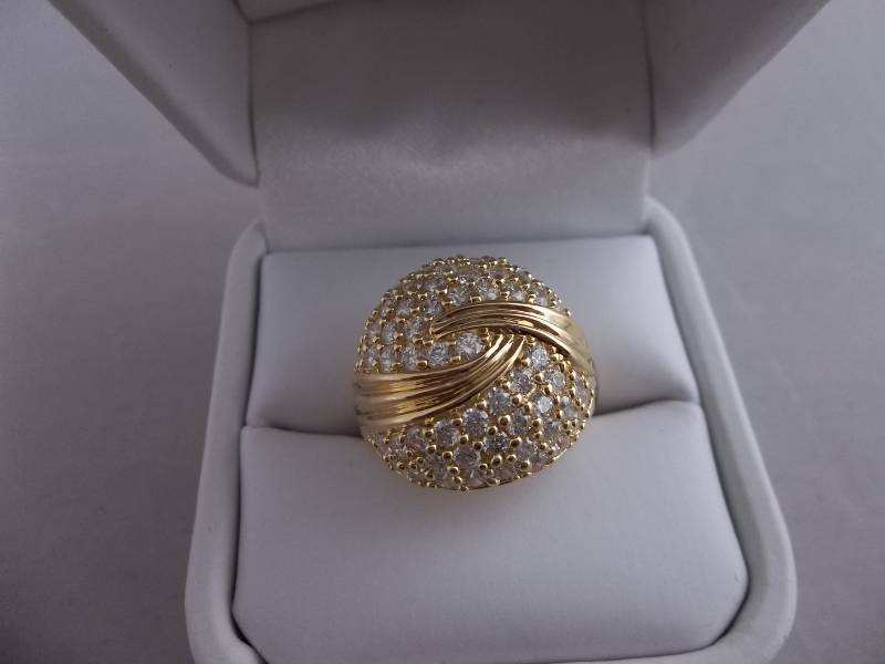 3.98ct White Sapphire Estate Ring