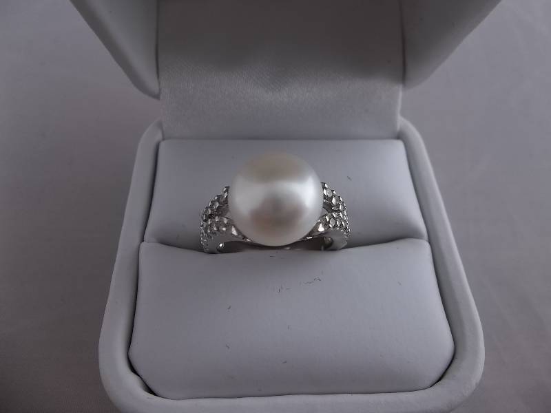 Pearl Dinner Ring