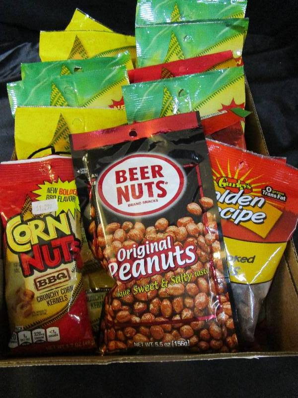lot 17 image: Beer Nuts and Corn Nuts Shelf Pulled Candy