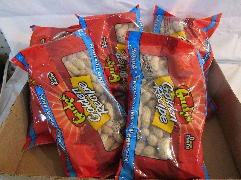 lot 22 image: Big Bags of Peanuts Shelf Pulled Candy