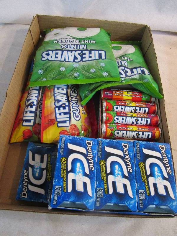 lot 36 image: Shelf Pulled Candy gum and Mints and Lifesaver Gummies