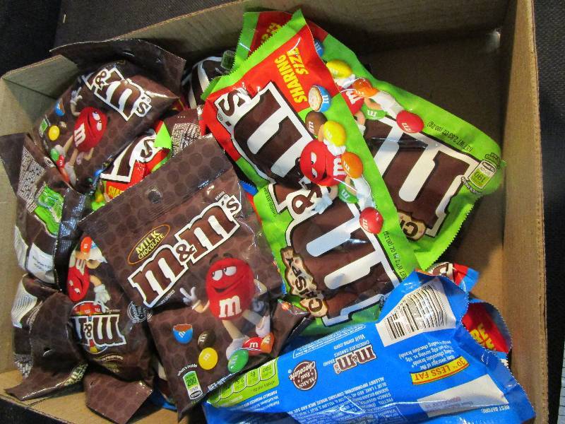 lot 49 image: Shelf Pulled Candy m and Ms
