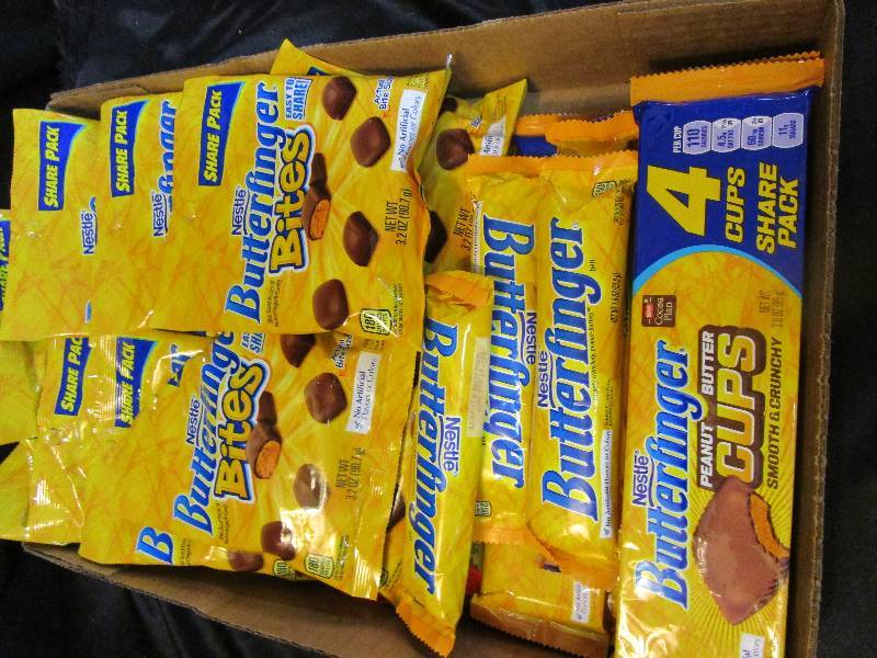 lot 85 image: Shelf Pulled Candy Butter Finger