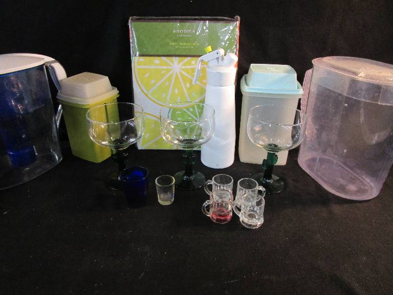 lot 115 image: Picnic Pack