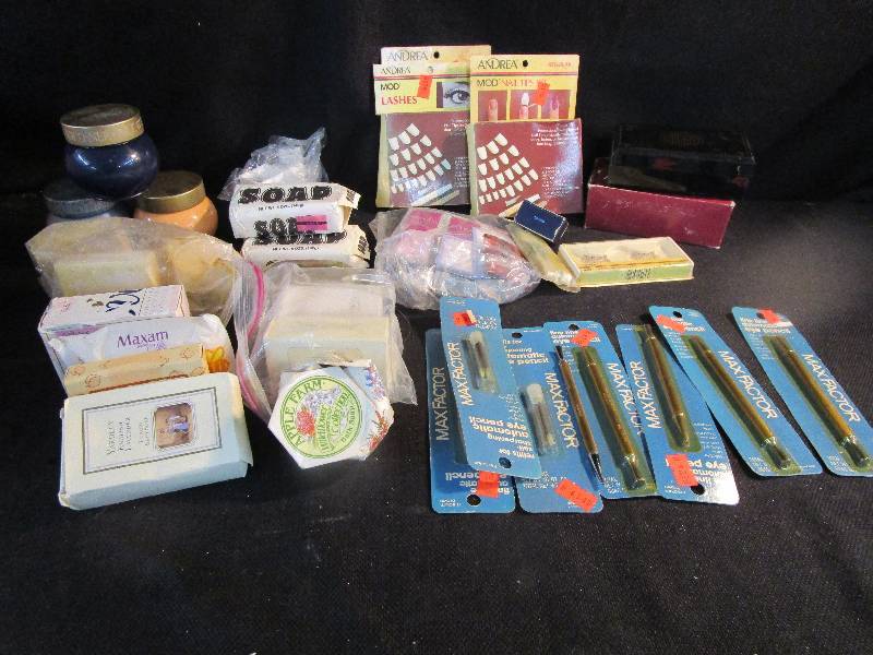 lot 136 image: Various Soap and Avon