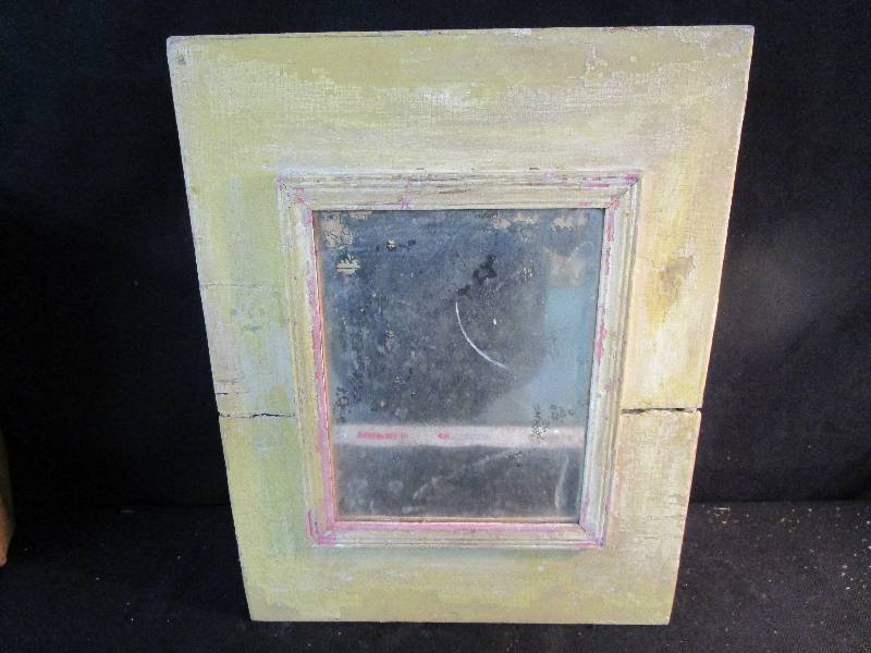 Vintage Medicine Cabinet 18 14 x 14 14
